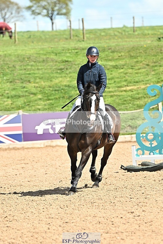 250416-133234-01121 - Cls 4 Newcomers and 1.10m