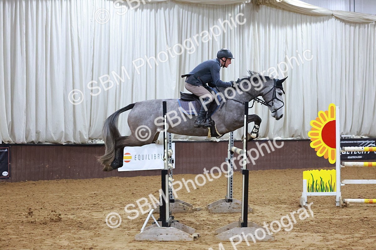 SBM_002392 - Class 5 - Senior Foxhunter 1.20m