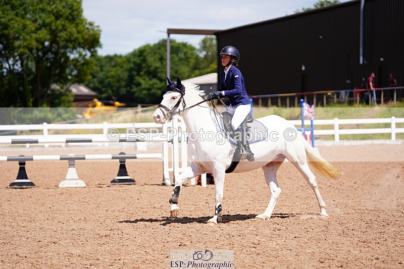 240629A-122322-05309 - Cls 18 Newcomers and 1m Open