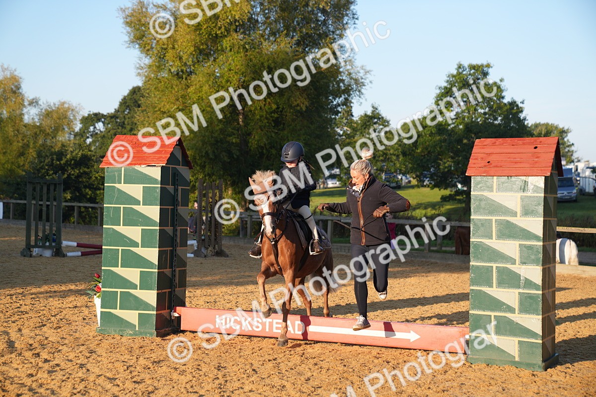 SBM_58862 - J63 - Minis Clear Round 30cm 40cm