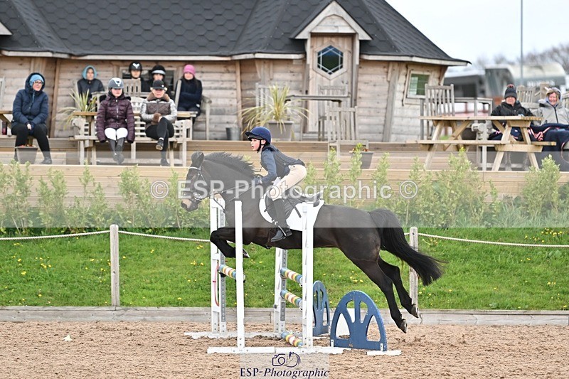 250414-112521-00510 - 90cm Round 1