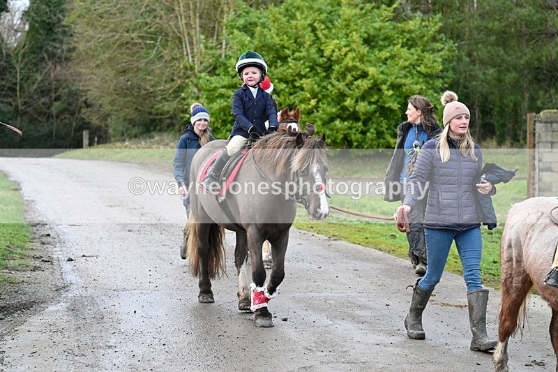 WJ7_9818 - Berks & Bucks Lead Rein - Hendred House 22-12-14