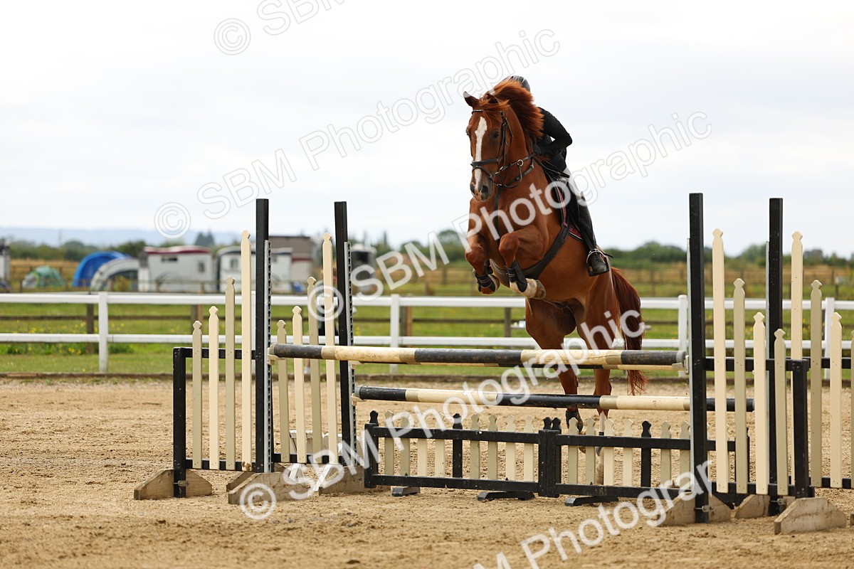 SBM_009400 - Class 2 - Senior Discovery - 1.00m Open