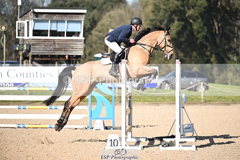 260321A-145324-01006 - 6 Foxhunter 1m 20 Open