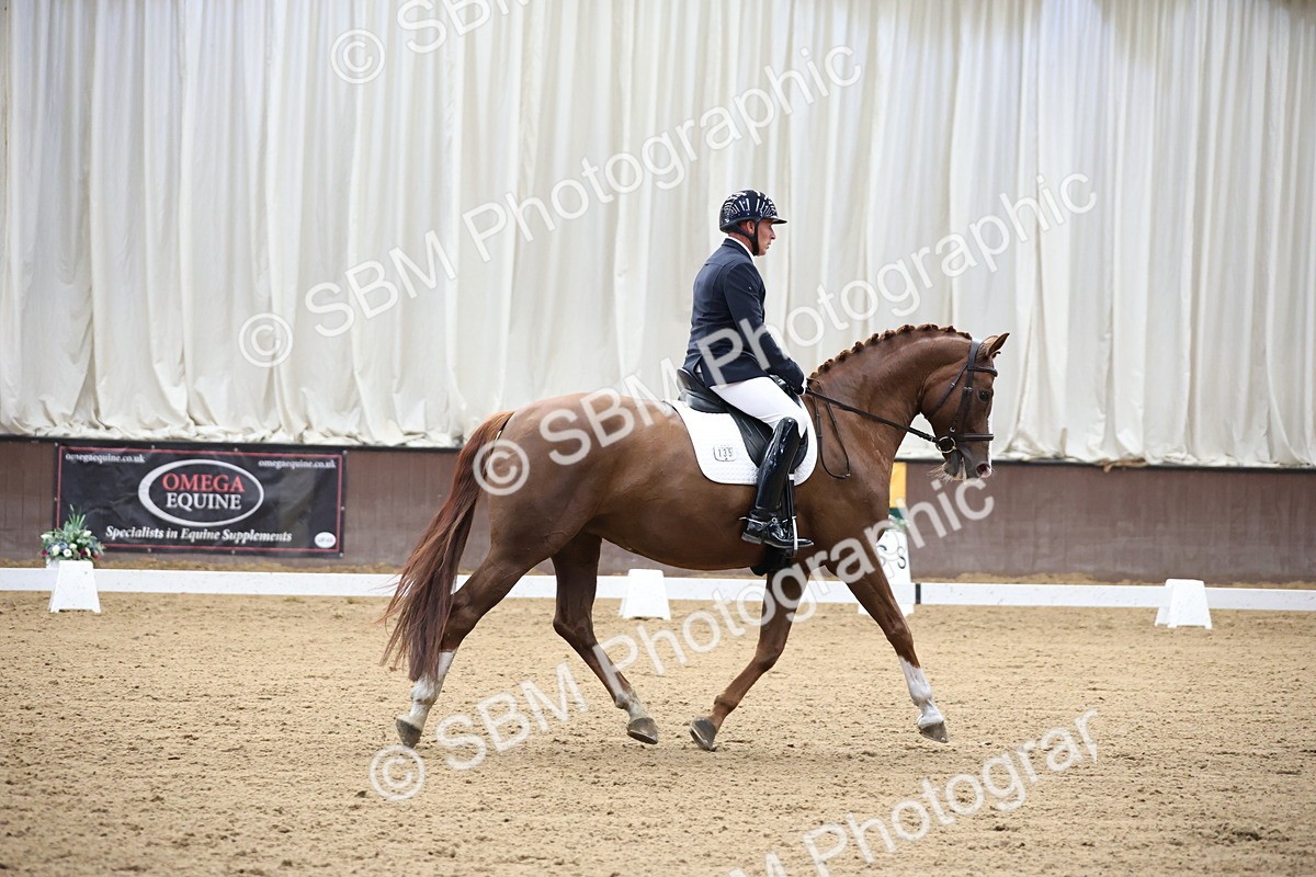 SBM_002245 - Class 5 - Novice 6 Gold - 9.00-10.10
