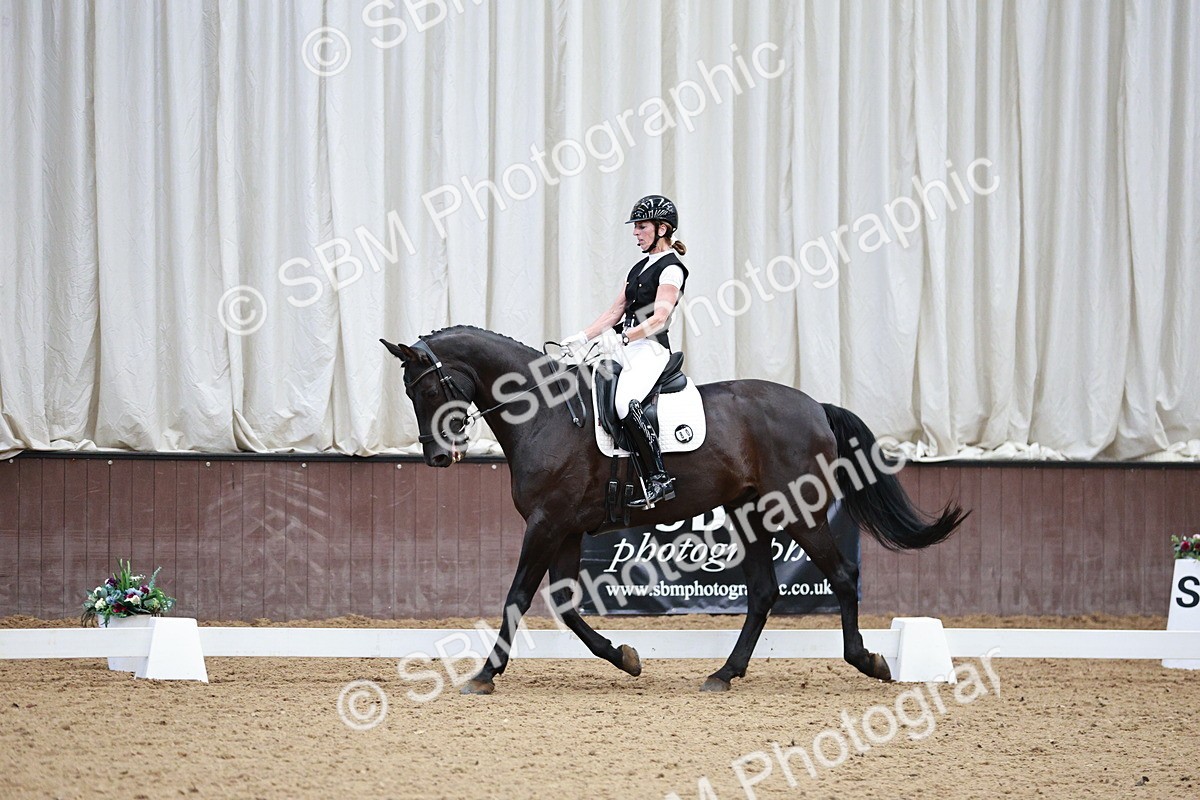 SBM_006443 - Class 16 - Advanced Medium 5 - 16.02-17.22