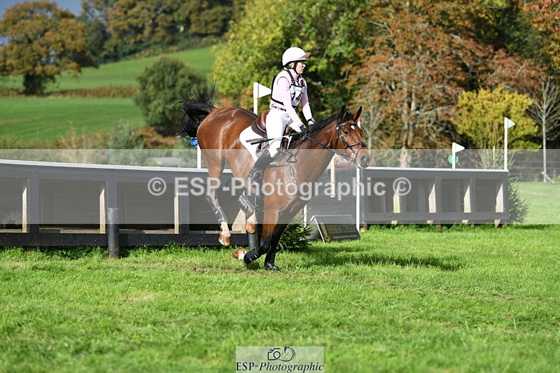 251024A-132726-12056 - B-149-Kate.Rowe