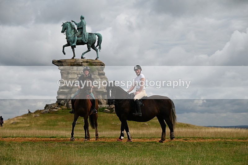 DSC_4361 - Time at Statue 09:50 to 11:09