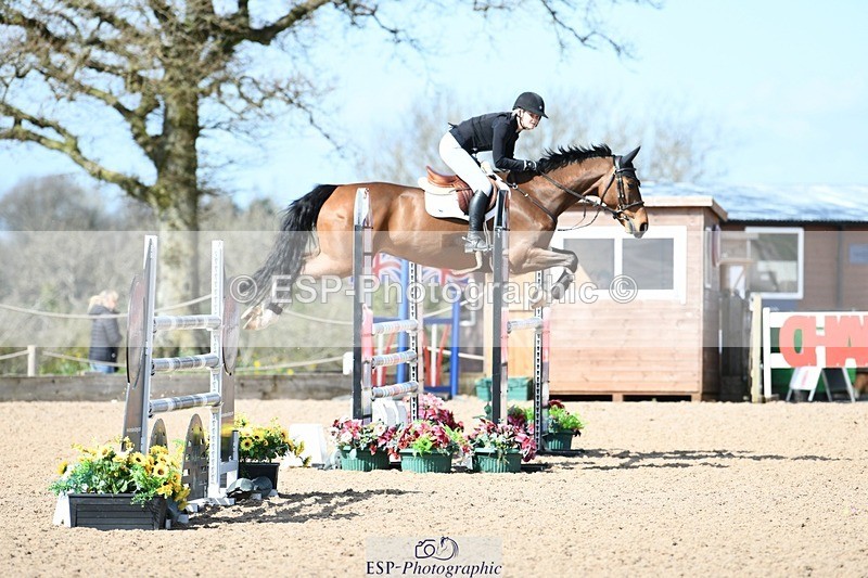 250328-121327-00912 - Cls 3 Snr Foxhunter