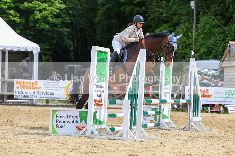 3E7A8645 - Class 4: Senior British Novice/90cm open