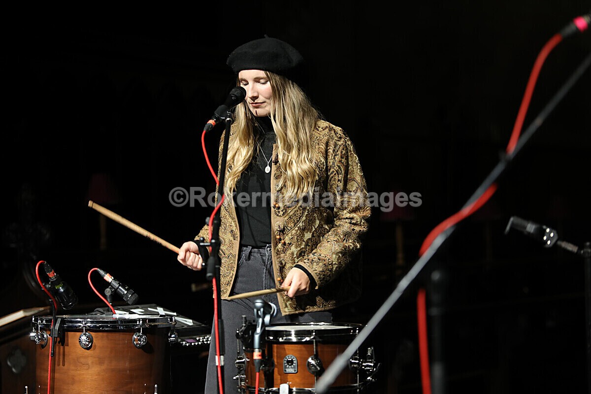 FOLK N BLUES-679 - FOLK and BLUES SEPT 2022