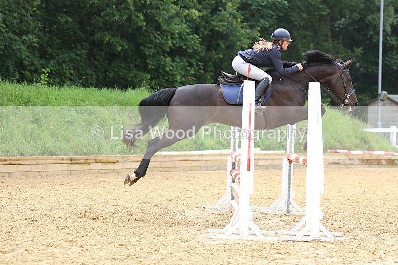 3E7A5633 - Class 4: Senior British Novice/90cm open