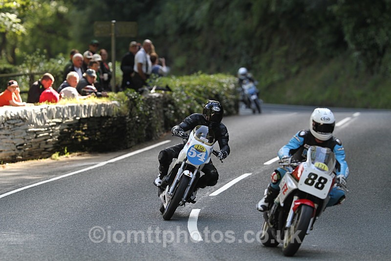FOM_1271 - Classic TT Lap of honour