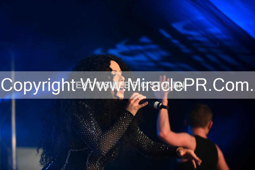 SH4_6103 - The Cher Experience
