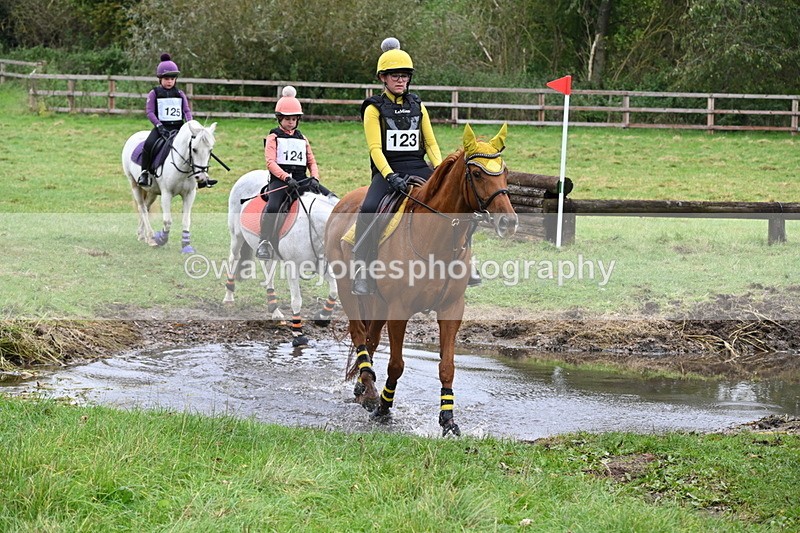 WJ6_4869 - Time at Photographer 12:17 to 12:30