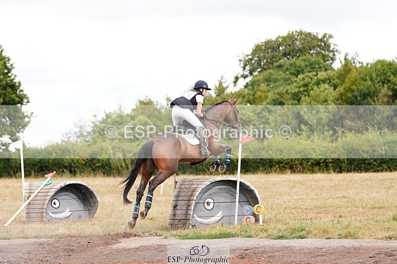 250803A-152854-16585 - O-679-Florence.Scard-Morgan-WESTON.JEMIMA