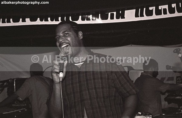 10 pete-simpson - Friends-&-Family @ the-roadhouse 02.11.02