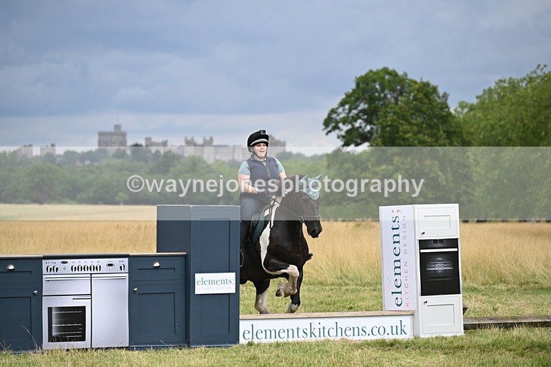 WJ6_2868 - Time at Jump 11:06 to 11:40