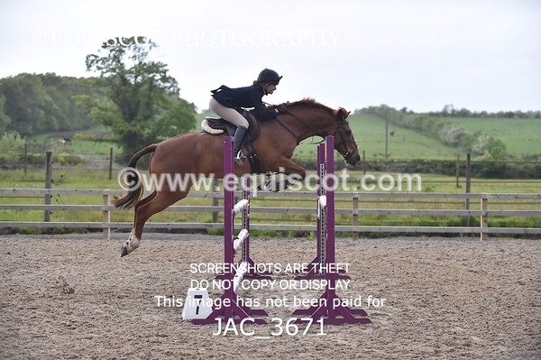 JAC_3671 - CLASS 8 Senior Newcomers/ 1.10m Open