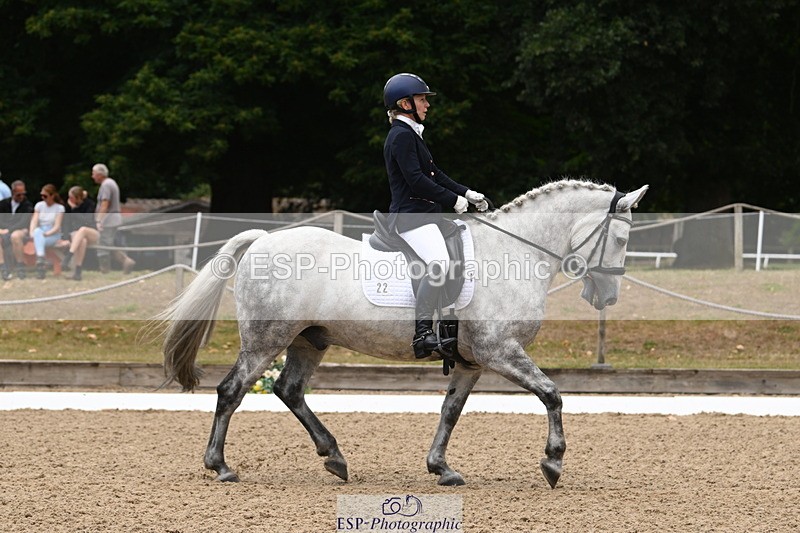 250720A-122827-10296 - 022-Vanessa.Capps-Catch.the.Moment