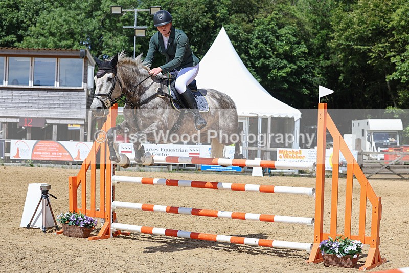 3E7A7406 - Class 8: Senior Newcomers/1.10m open