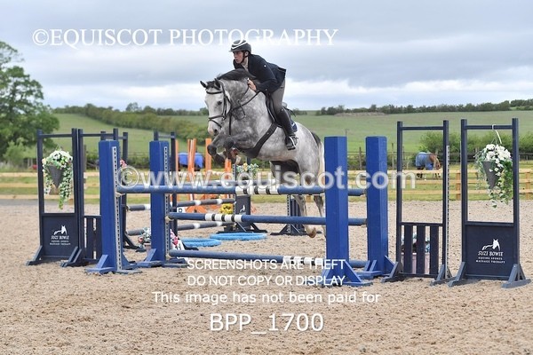 BPP_1700 - FRI CLASS 4 Senior Newcomers/ 1.10m Open