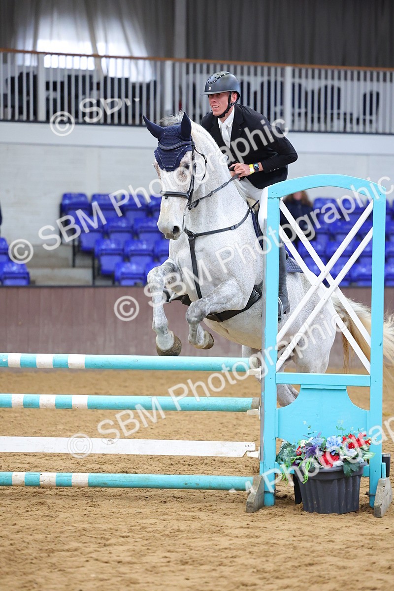 SBM_009794 - Class 20 - Senior British Novice/ 90cm Open - First Round (0.90m)