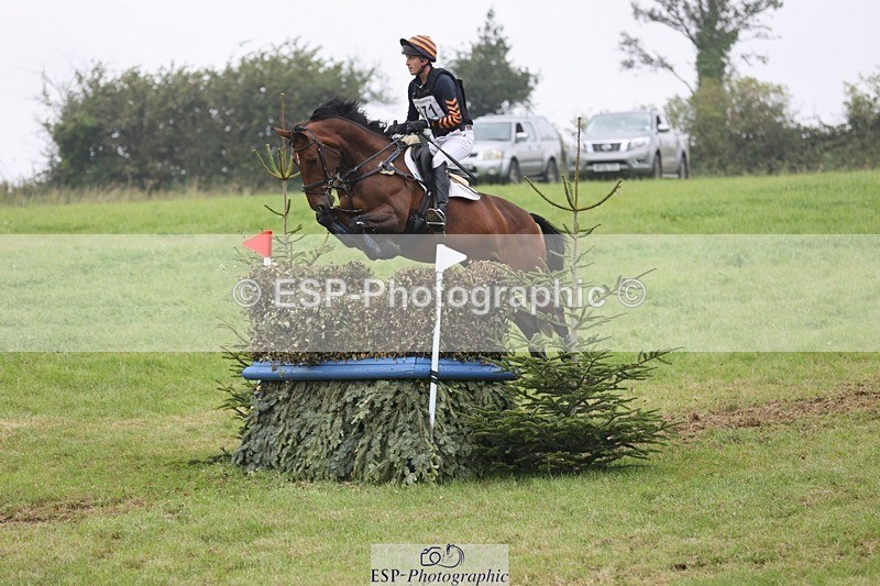 240901A-131606-09047 - 371-Max.Forster-HOLD.ON.MY.HEART