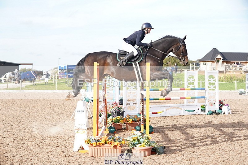 241005A-161428-05171 - SAT Cls 12 Snr Fox & 1.20m Open