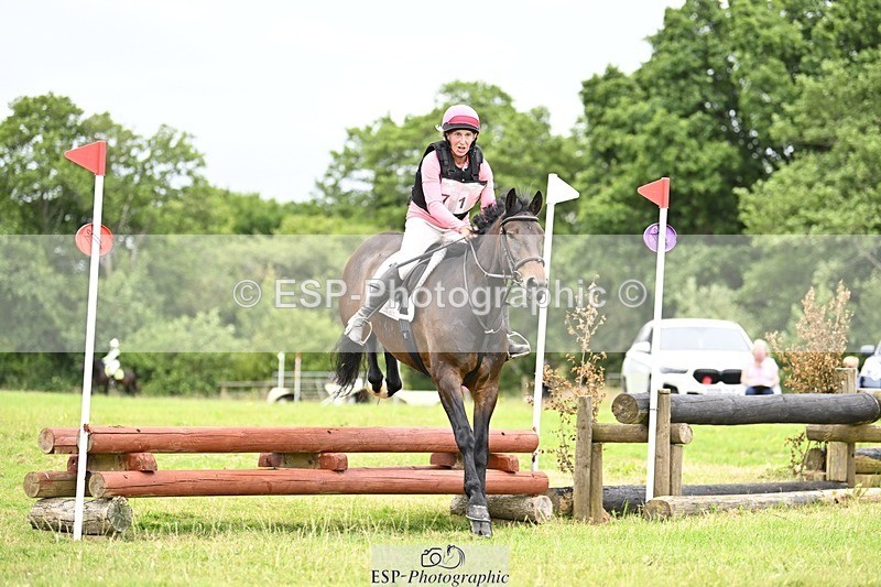 240630-154148-02751 - 711-Susan-Joy_Keeping-Penpont_Long_Tall_Sally