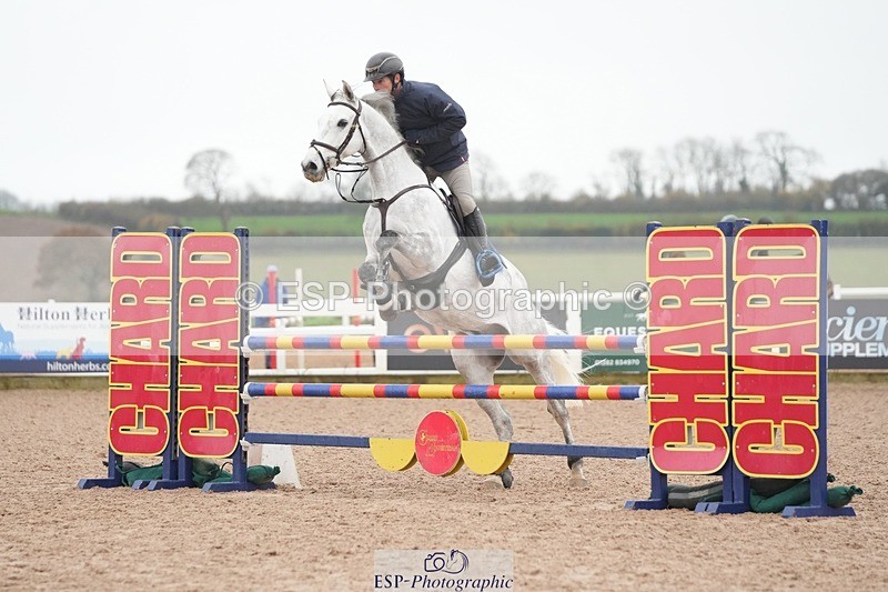 251107-123740-00753 - Cls 5 Newcomers and 1.10m Open