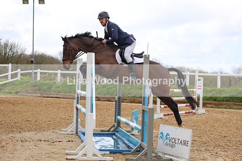 3E7A1917 - Class 7: Senior Newcomers/1.10m open
