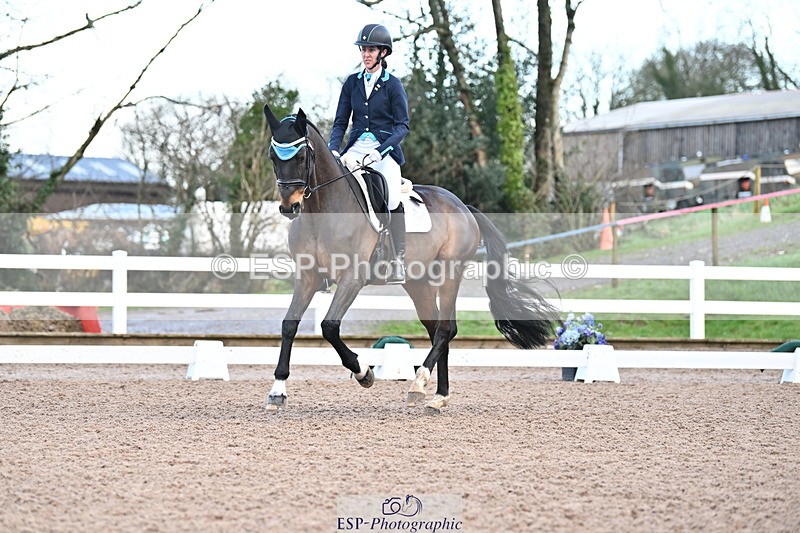 240218A-105734-05749 - 232-Alys.Matravers-VORVASHILL.VERTIGO