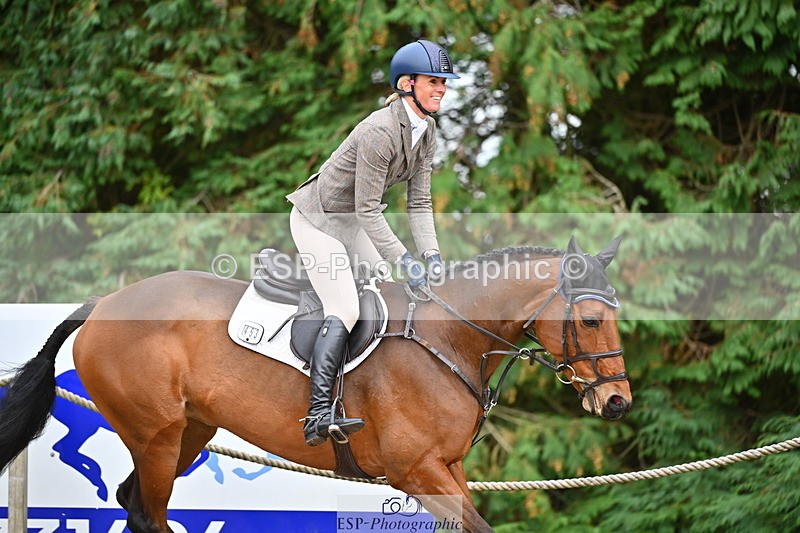 251026A-143300-25166 - F-453-Lucy.Lloyd