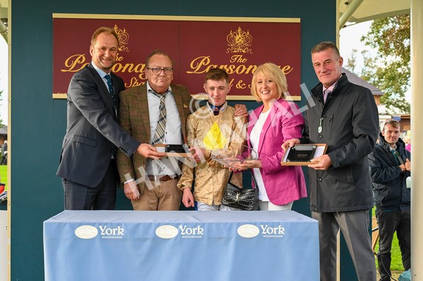 131023-Race 5-Irish Nectar-8205 - Race 5 4.25pm Parsonage Hotel And Cloisters Spa Nursery Handicap