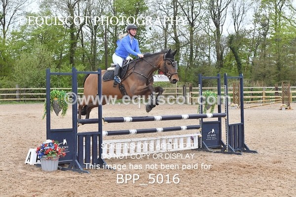 BPP_5016 - CLASS 24 SUN Senior BritiNovice/ 90cm Open