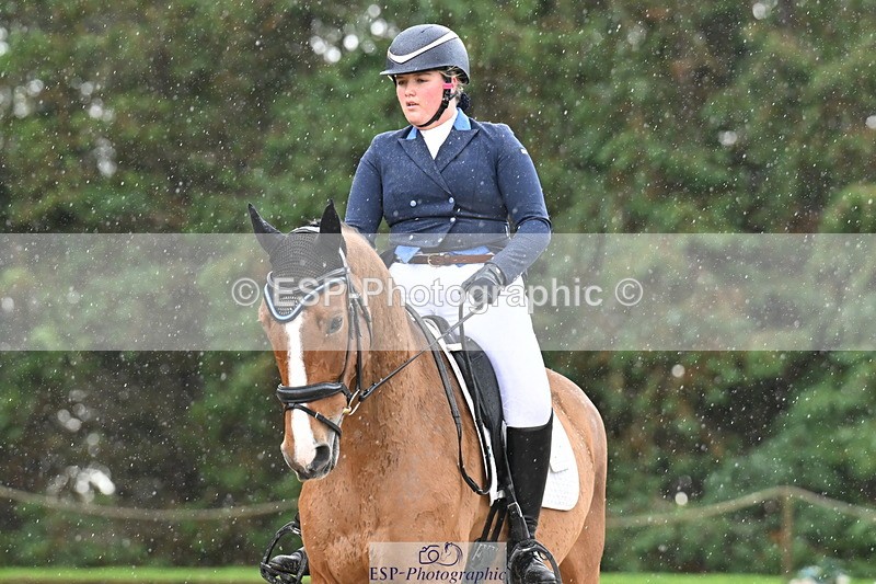 251023A-125352-02027 - C-240-Issy.Hollidge