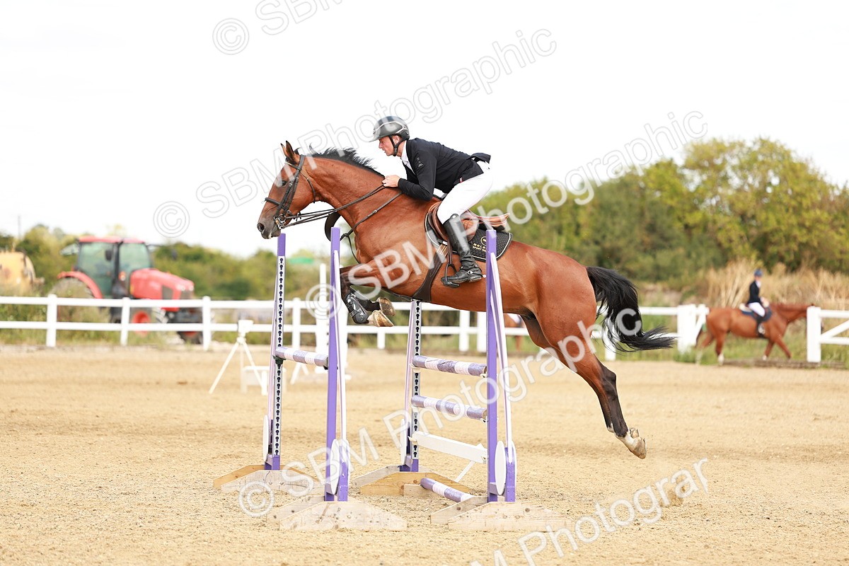 SBM_006988 - Class 4 - Senior British Newcomers - 1.10m