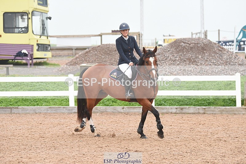 230902A-110730-00519 - Cls 8 1.05m Amateur Quali