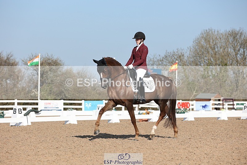 250405-101810-09445 - 066-Charlotte.Dicker-Bovary.JBM