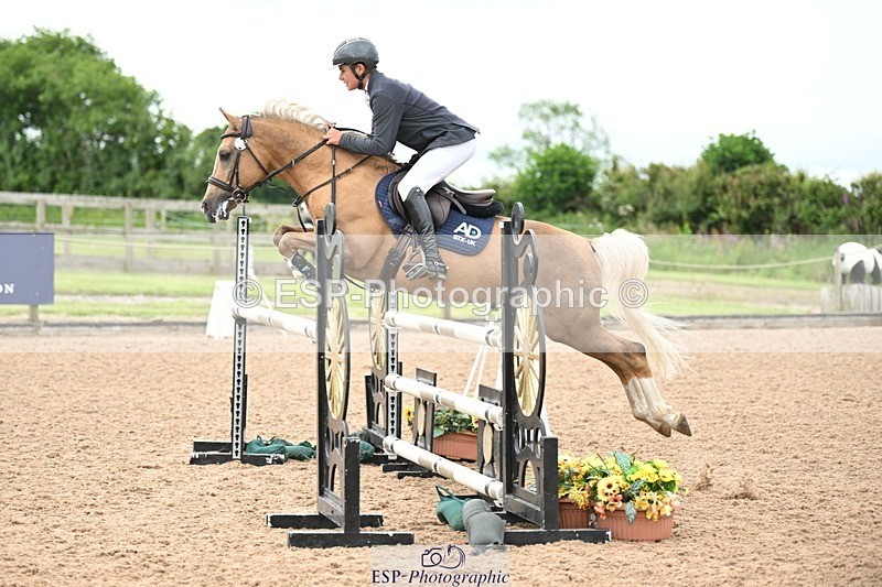 250607-120818-01005 - Cls 10 Pony Newcomers and 1m