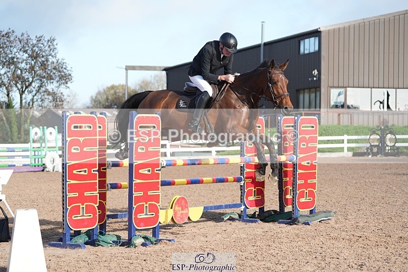 251108-103258-02180 - Cls 11 Snr 1.05m Open