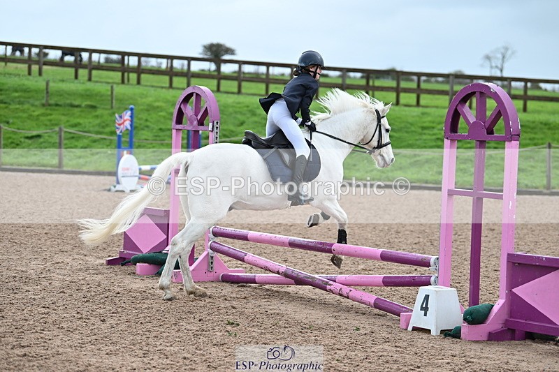 231029A-094035-02478 - 60cm Club and Schools