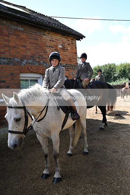 WJ7_7125 - Berks & Bucks at Blandy’s Farm 31-08-25