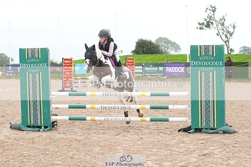 250920-155751-01543 - Cls 21 Pony Intro 80cm Derby