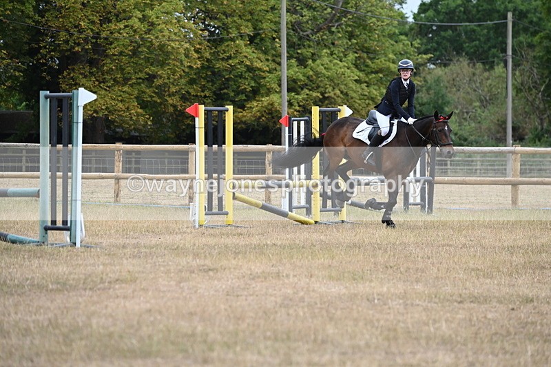 WJ6_0567 - Class 14 Intermediate Jumping 75cm