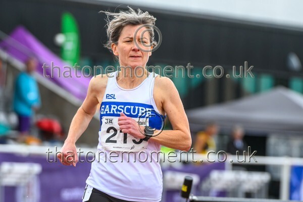 ComMast25-921128 - Track Female Set Two