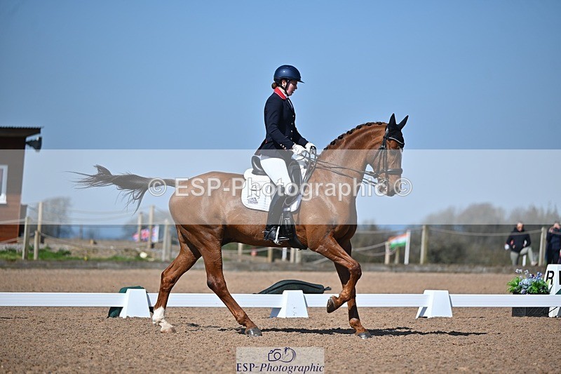 250405-104930-10040 - 120-Isabella.Caldwell-Don.Geniro