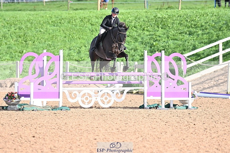 231014A-103737-04163 - Cls 18 Newcomers & 1.10m Open