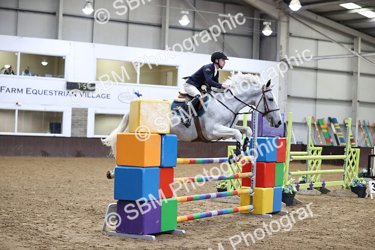 SBM_001728 - Class 4 - Senior Newcomers - 1.10m Open